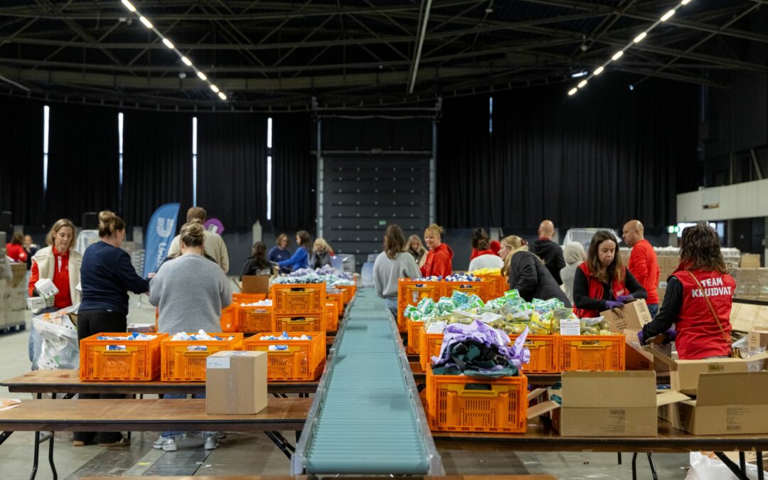 Kruidvat en Unilever doneren 5.000 verzorgingspakketten